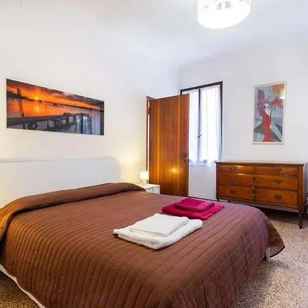 Residenza San Marco 4893 아파트 *